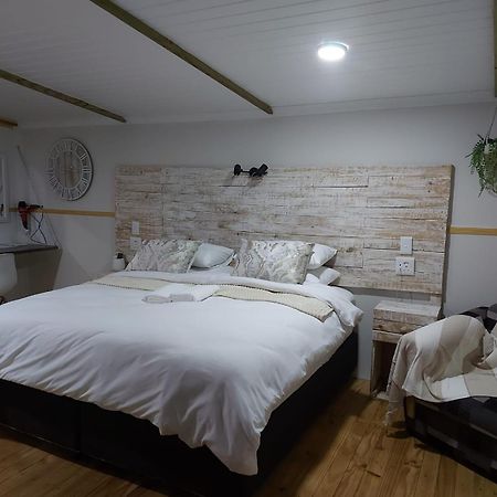 Villa Mariss Guesthouse Kraaifontein 外观 照片