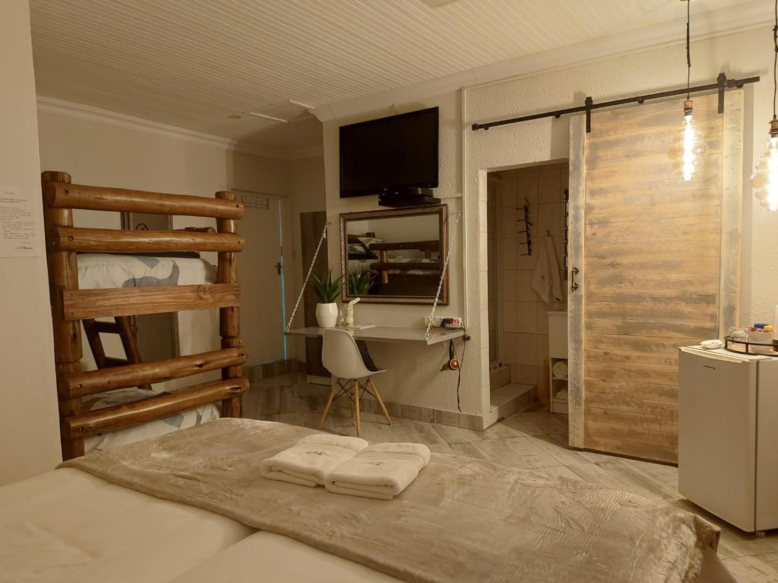 Villa Mariss Guesthouse Kraaifontein 外观 照片