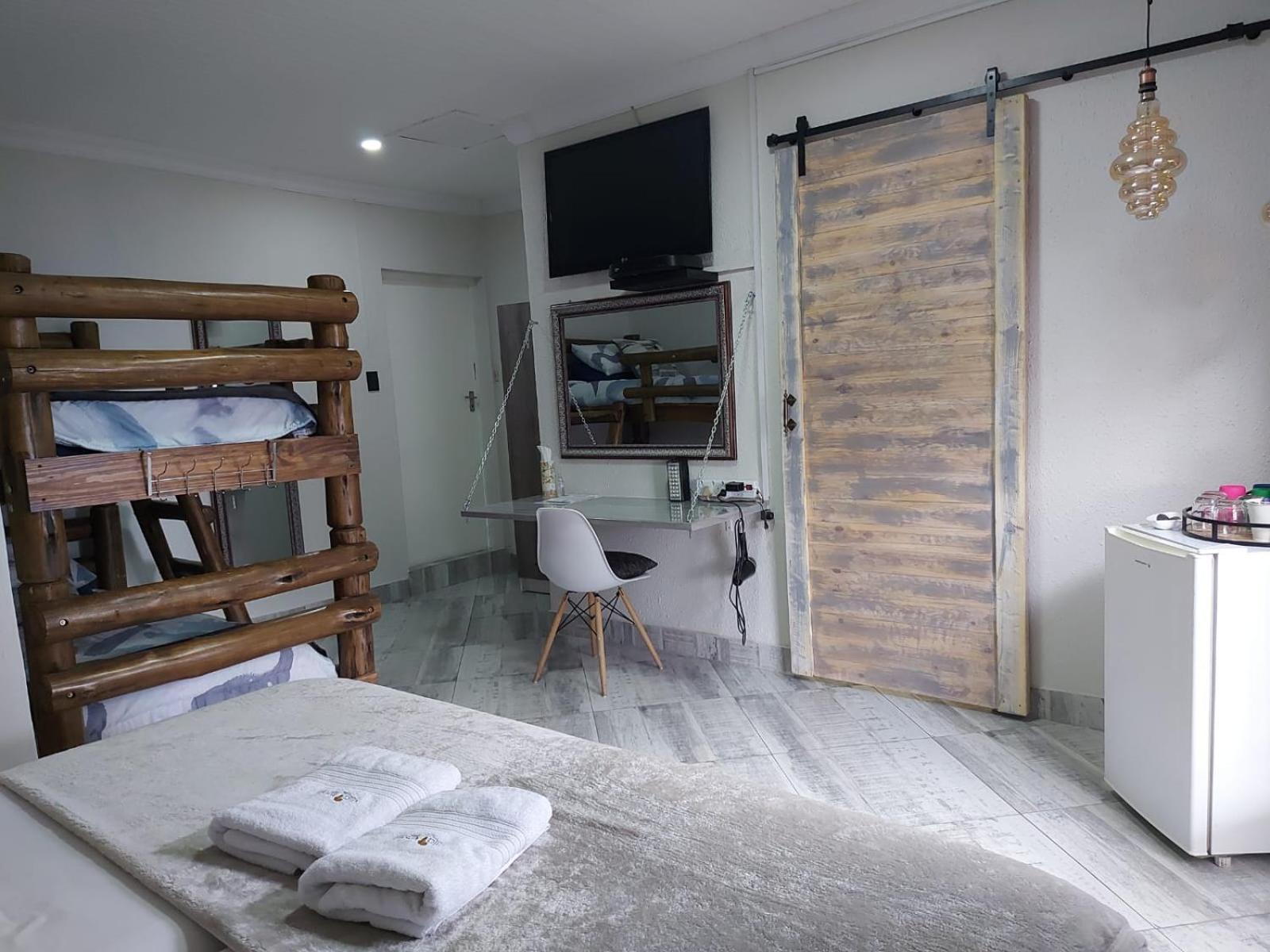 Villa Mariss Guesthouse Kraaifontein 外观 照片