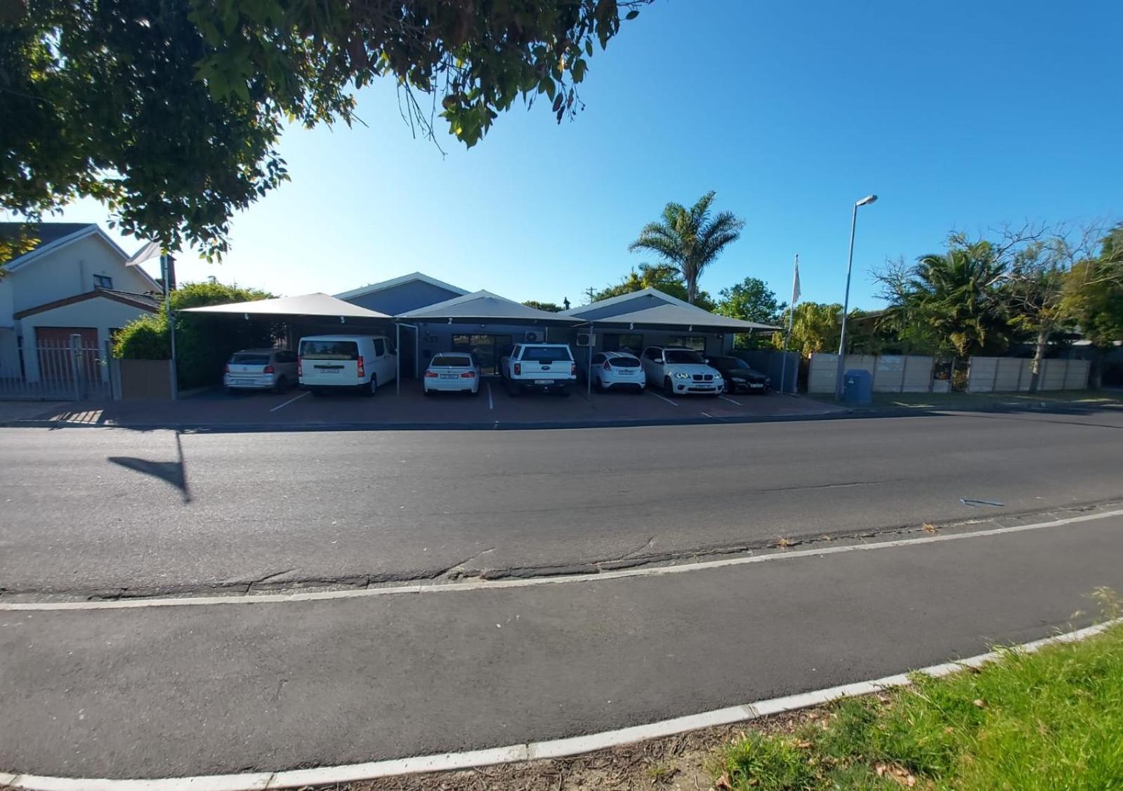 Villa Mariss Guesthouse Kraaifontein 外观 照片